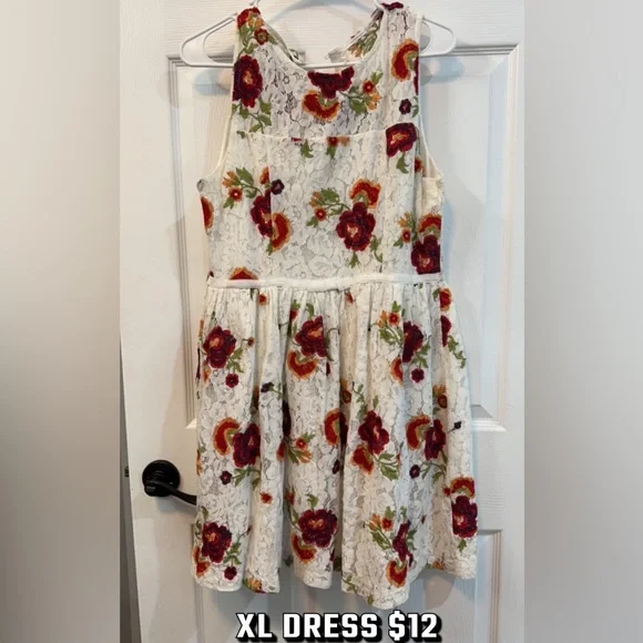 Dresses | Womens Xl Knee Length Dress Babydoll Waist Zip Up Back Lacey  Overlay | Poshmark